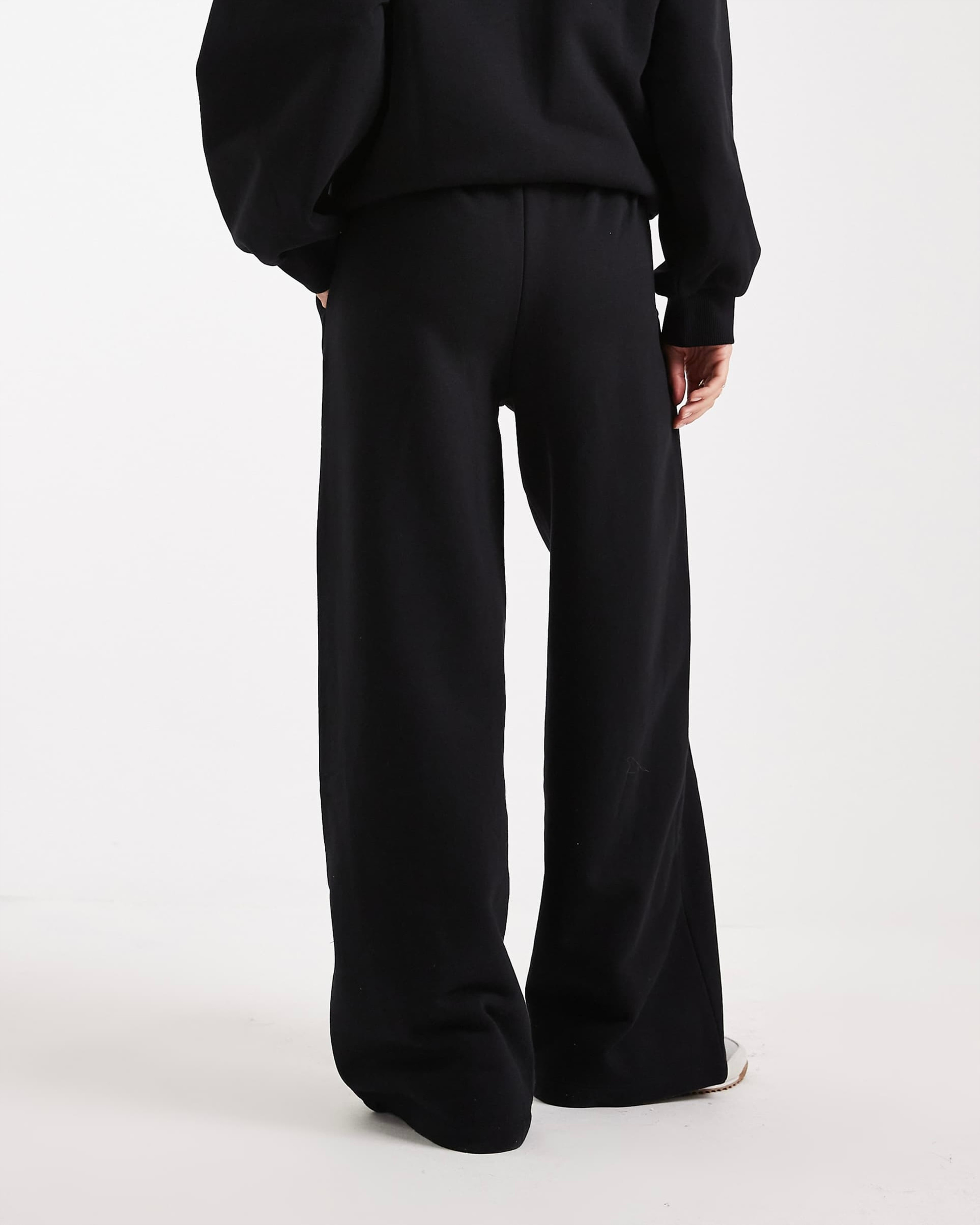 Cloud Fleece High Waist Wide-Leg Sweatpants | Charcoal Black | Premium Heavyweight Cotton Baggy Sweatpants with Adjustable Waistband