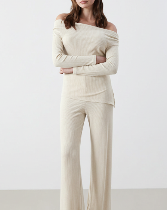 Slash Neck Ribbed Bodycon Top| BEIGE