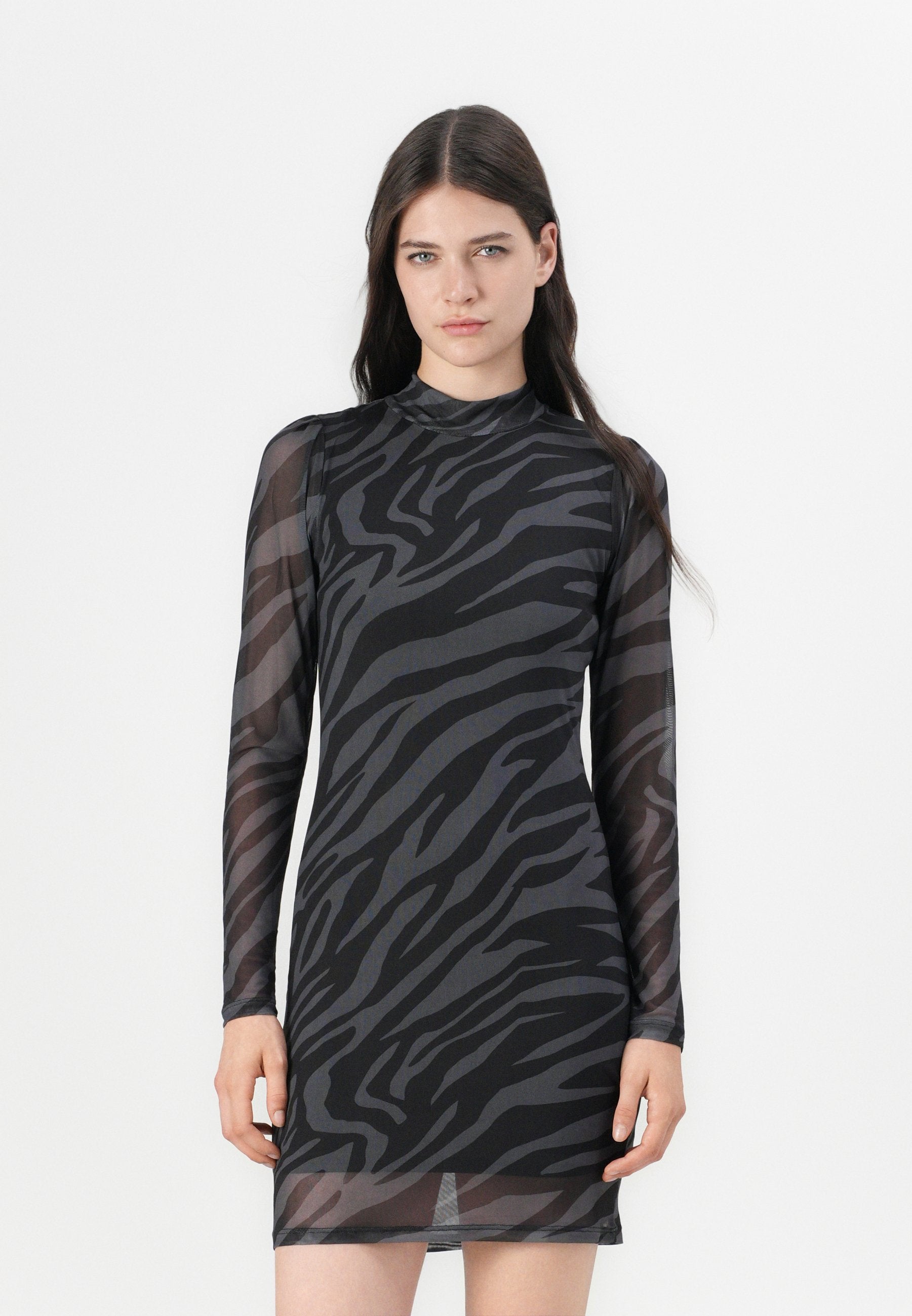 Vero Moda Highneck Day Dress for Women | ONLERICA LIFE Magnet Dress