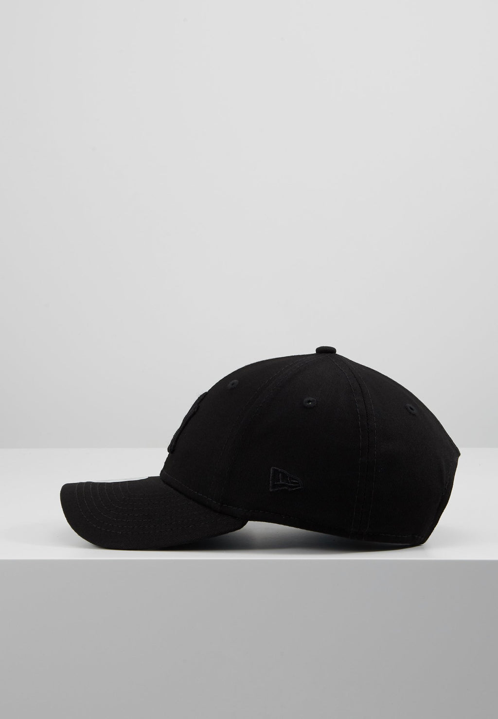 NY Black Embroidery Baseball Cap