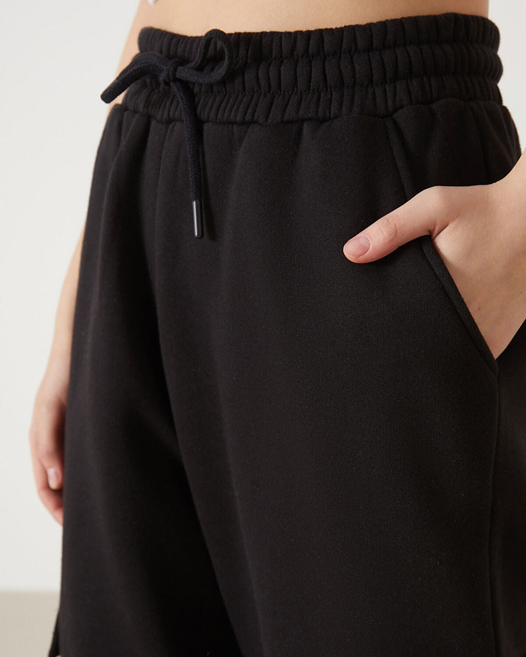 Ladies Baggy Cargo Sweatpants | Black